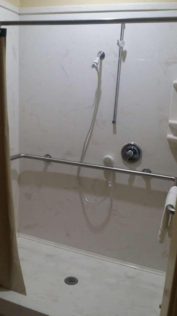 Americas Best Value Inn & Suites Northeast Houston Quarto foto